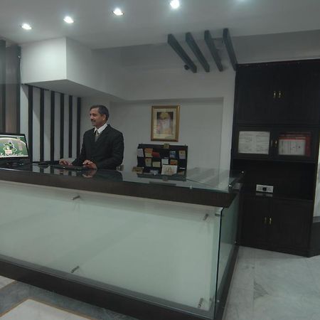 The Komfort Inn Chandīgarh Exterior foto