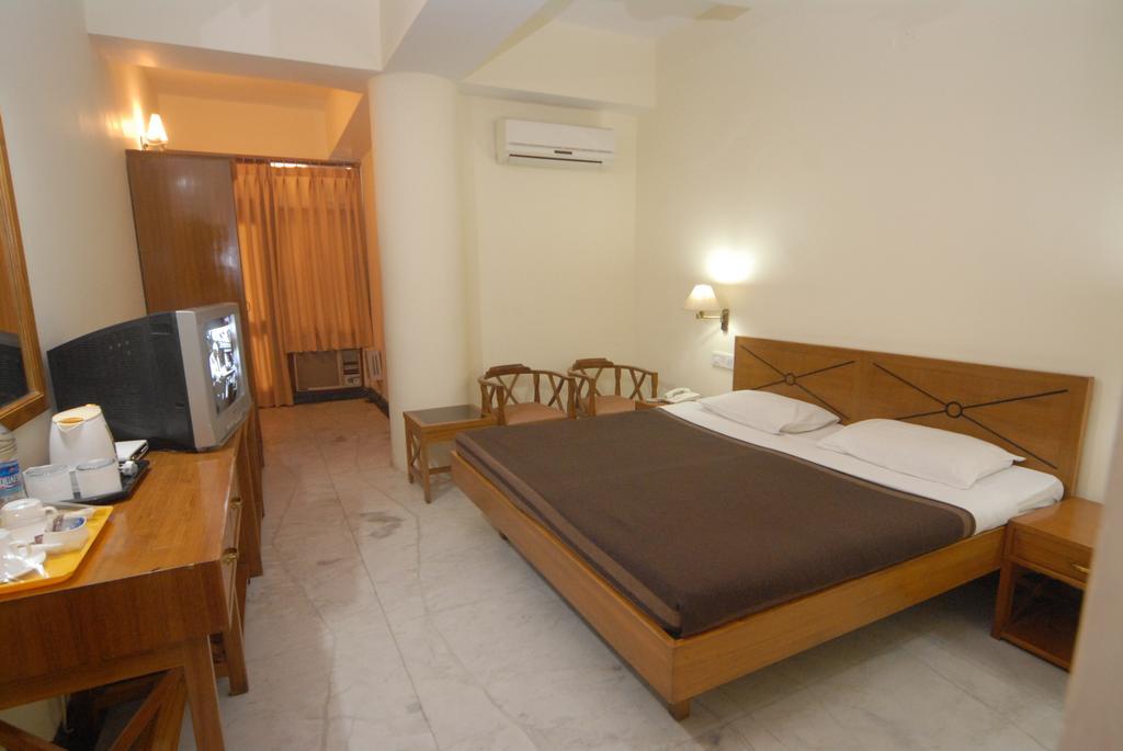 The Komfort Inn Chandīgarh Zimmer foto