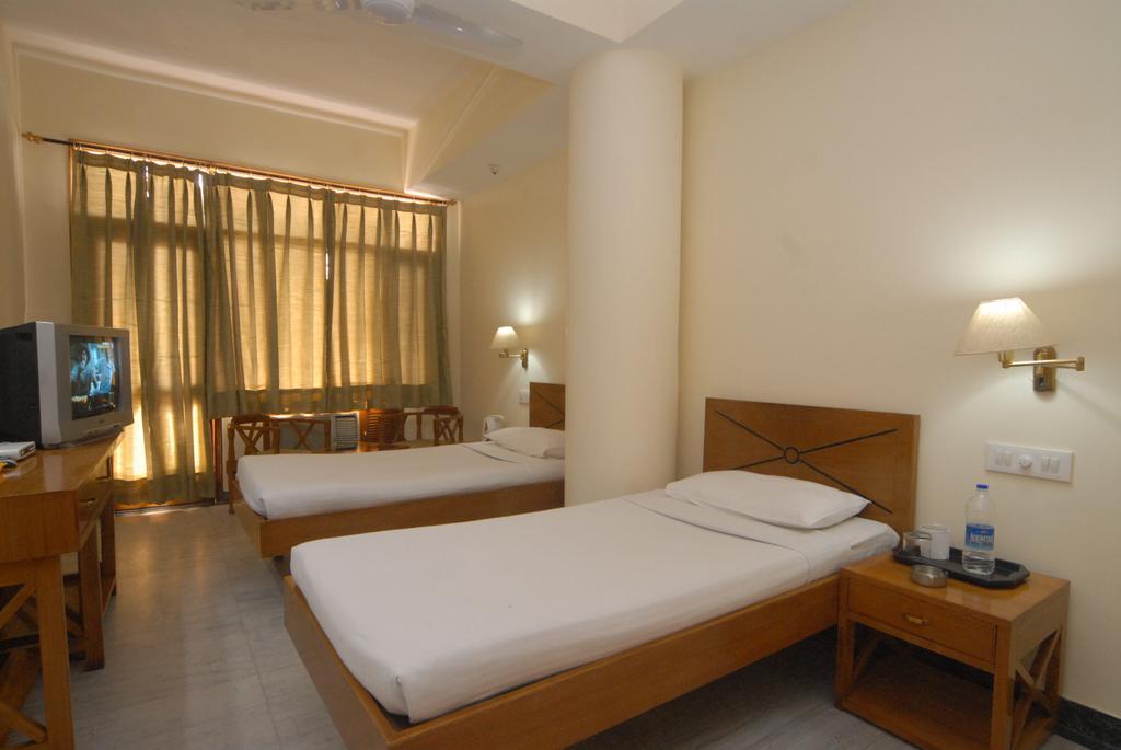The Komfort Inn Chandīgarh Zimmer foto