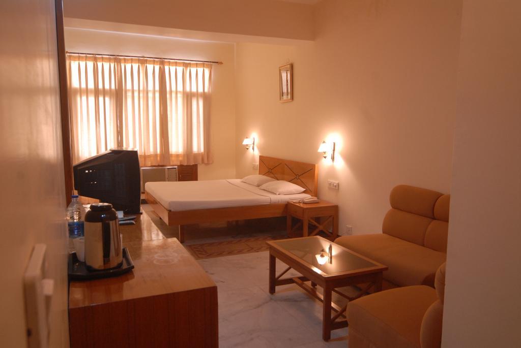 The Komfort Inn Chandīgarh Zimmer foto